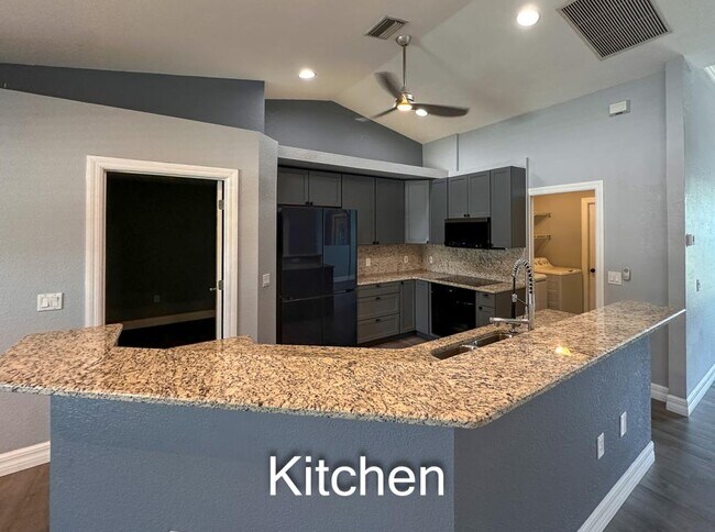 Foto del edificio - 13280 Foresman Blvd