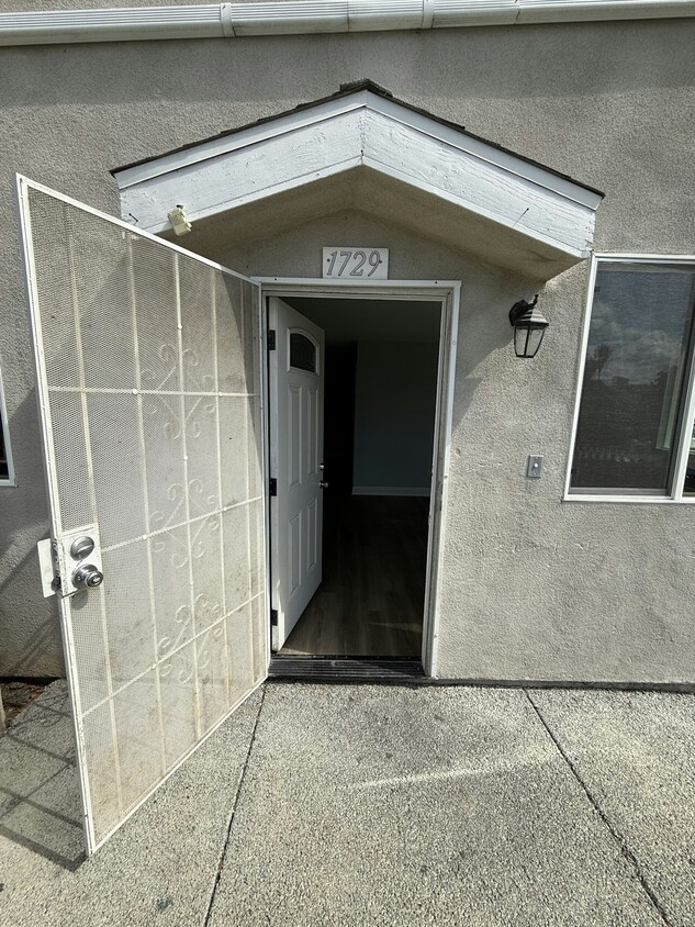 Photo - 1727 West 84th Place, Unit 1729