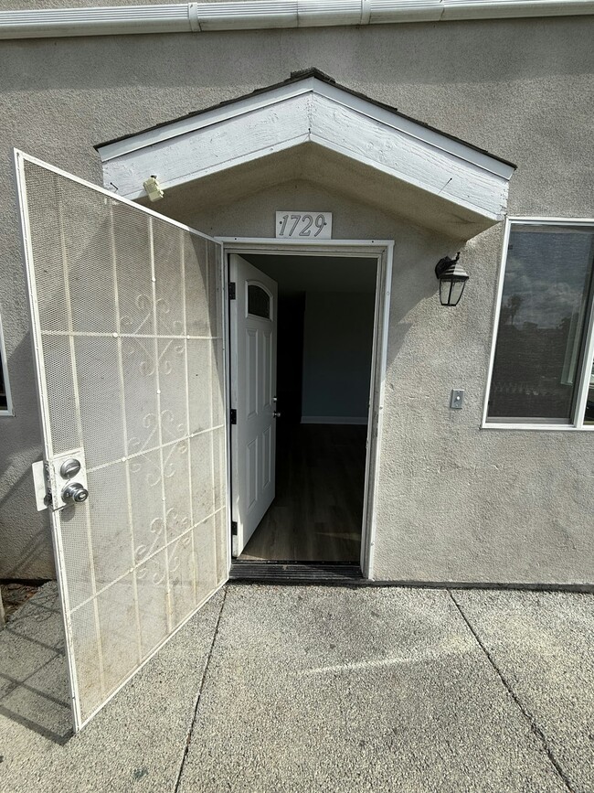 Photo - 1727 West 84th Place, Unit 1729 Townhome