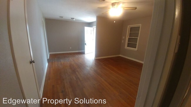 Building Photo - 3 br, 2 bath House - 1016 Delmar