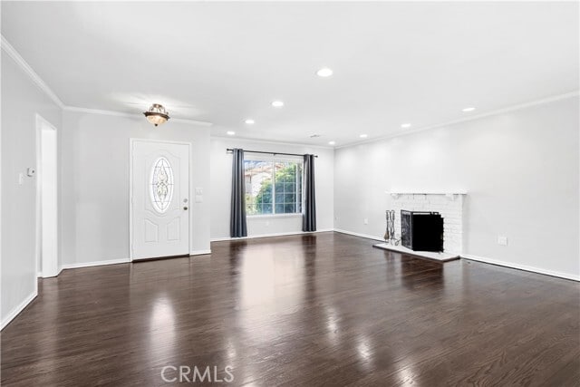 Foto del edificio - 7721 Oakdale Ave