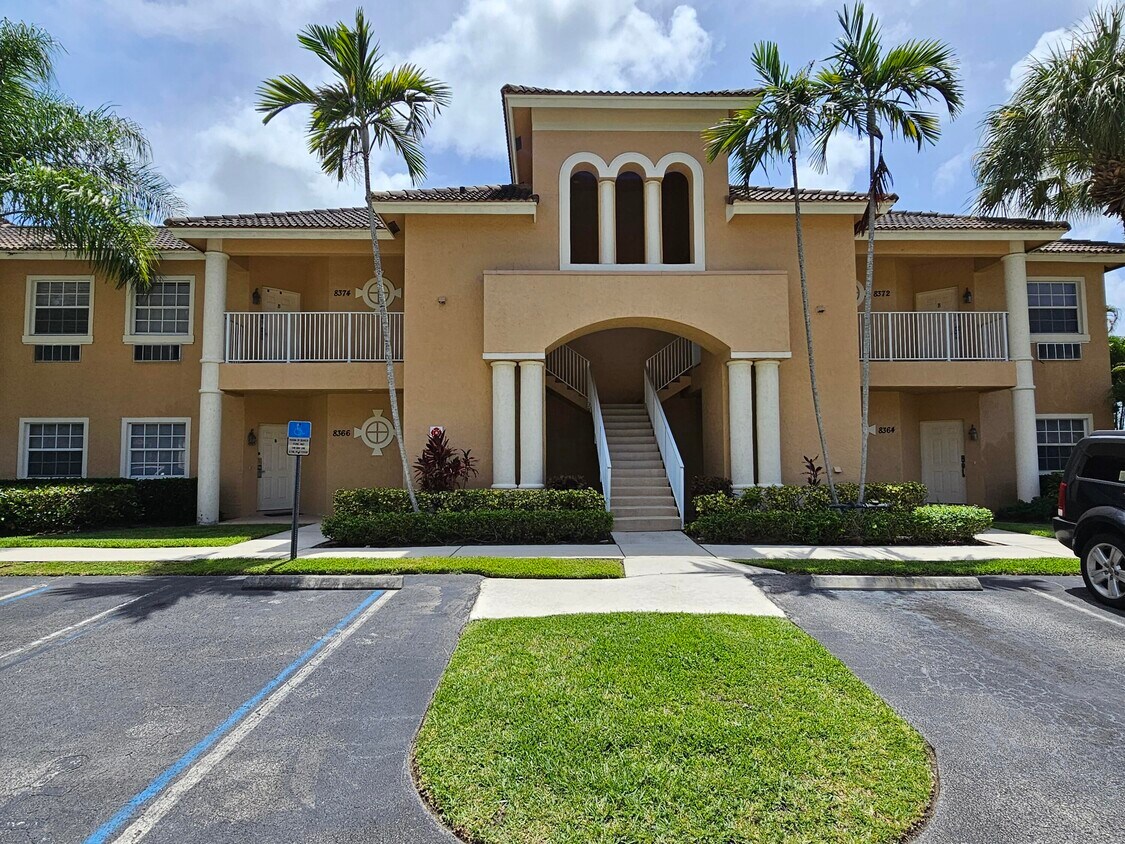 8366 Mulligan Cir Unit B Port - 8366 Mulligan Cir Unit B Port St Lucie Fl Primary Photo