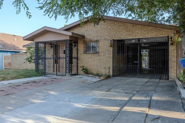 Foto del edificio - 2115 Mier St