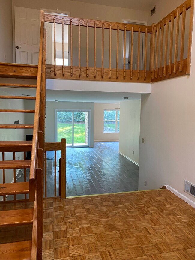 entrance - 21F Andover Cir