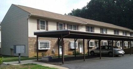 Building Photo - 2049 Mary Ellen Ln