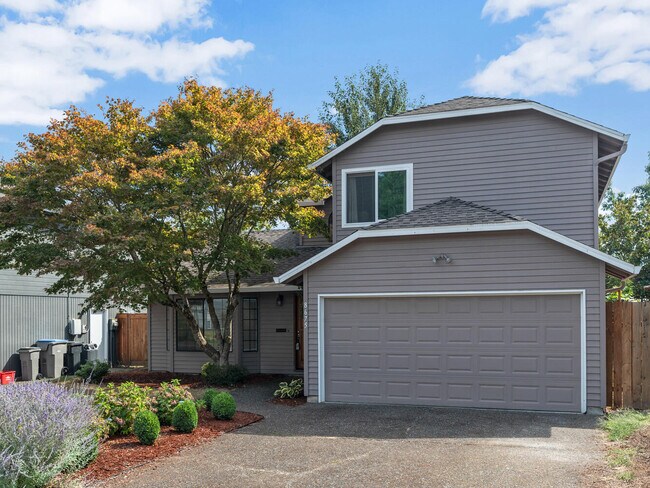 Building Photo - 8675 SW Stratford Ct
