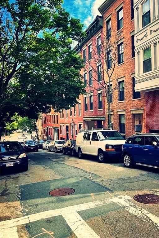 Building Photo - 18 Grove St