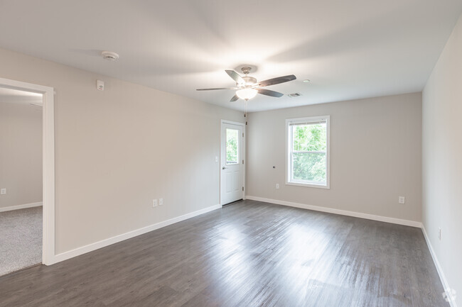 2HAB, 2BA - 934SF - Sala de estar - Brant Court