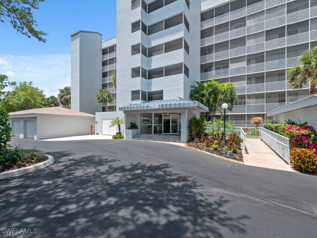 Foto principal - 285 Naples Cove Dr