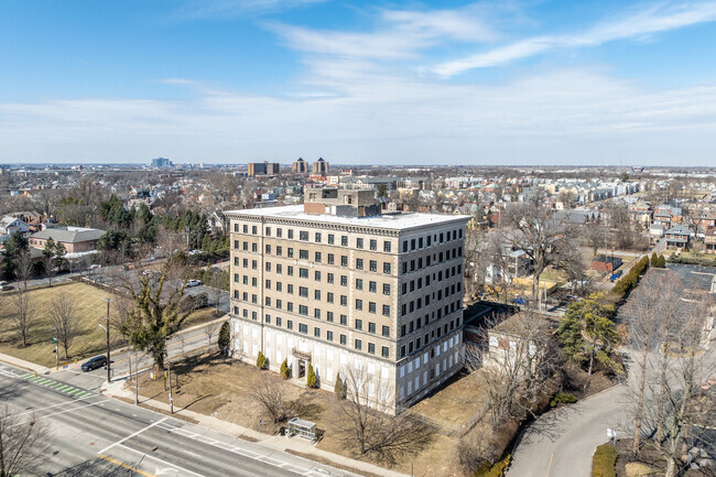 Foto del edificio - Broadwin Apartments