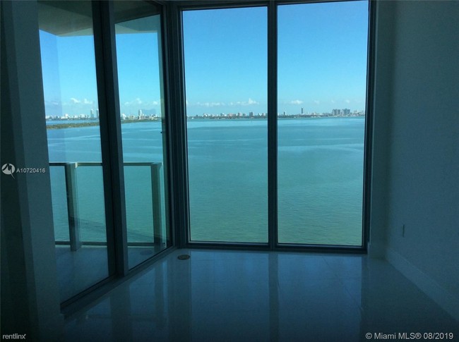Building Photo - 2 br, 2 bath  - Biscayne Beach Condo