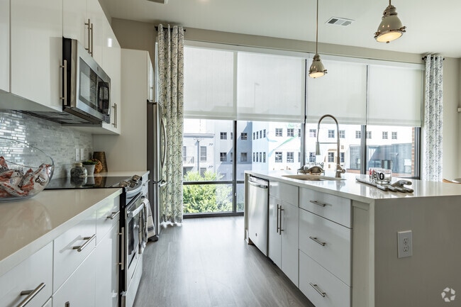 2BR, 2BA - 1257SF - The Local on 14th Apartments