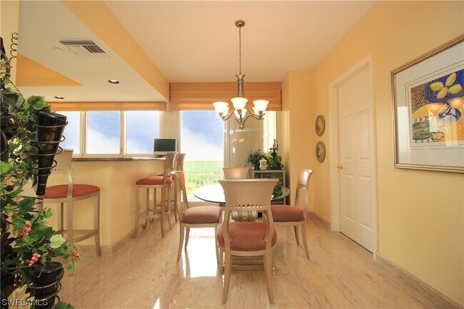 Building Photo - 7117 Pelican Bay Blvd