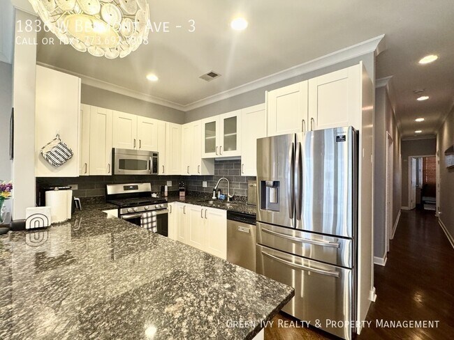 Foto del edificio - 1836 W Belmont Ave