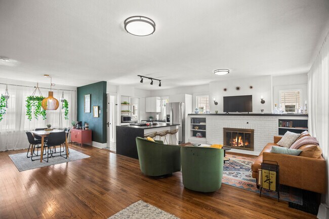 Foto del edificio - 640 48th St