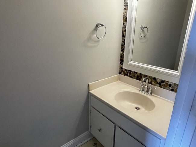 Foto del edificio - 7906 Oak Meadow Ct