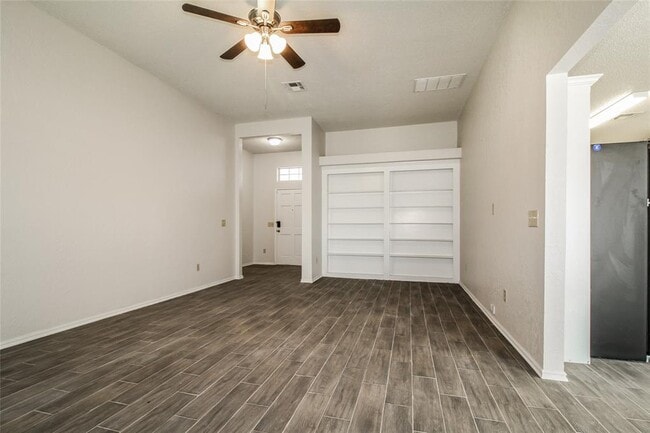 Building Photo - 8808 NW 85th Pl