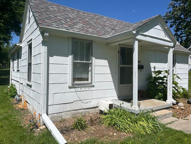 Building Photo - 1503 Gary St