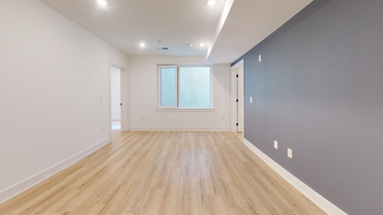 Photo - 629 W Girard Ave Apartment