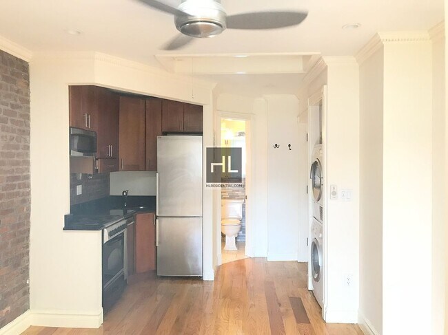 Foto del edificio - W 14TH ST.