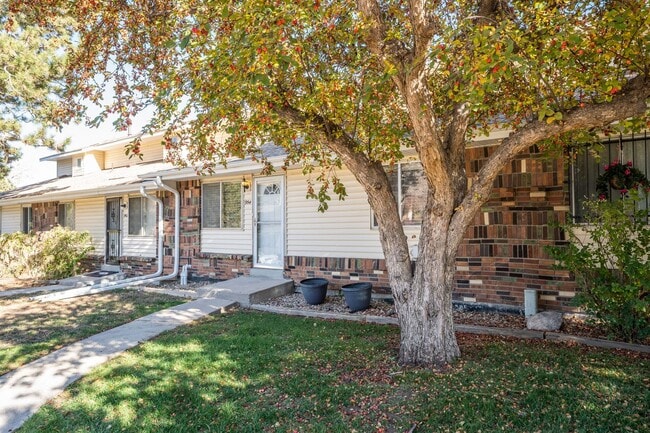 Foto del edificio - 954 S Miller St