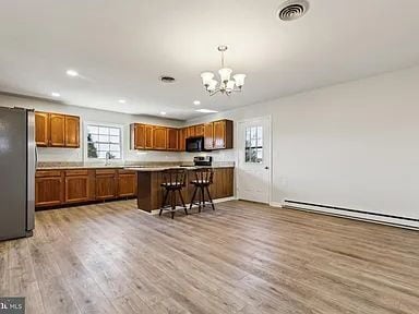 Building Photo - "Charming 3-Bedroom Luray Retreat with Mod...