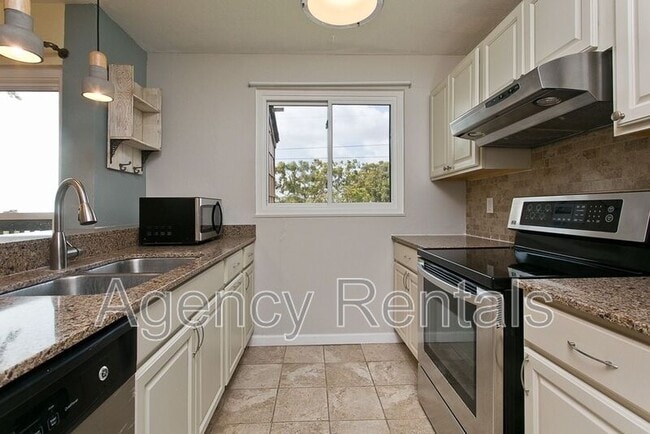 Foto del edificio - 92-1331 Panana St. #52