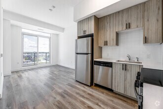 Interior Photo - 2475 Old Bronte Road