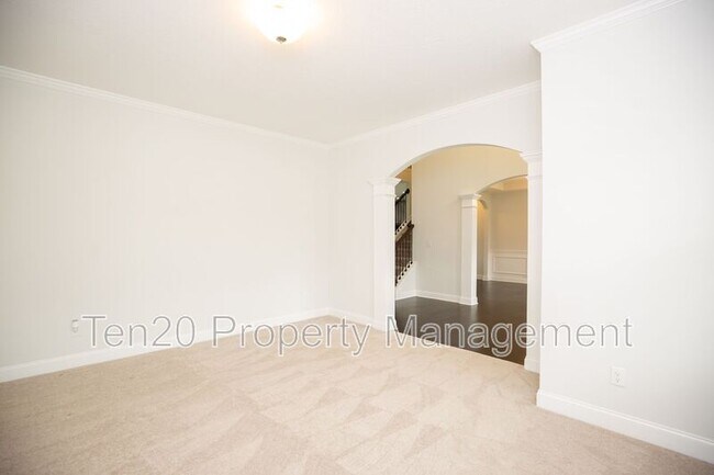 Building Photo - 10258 Green Meadow Ct