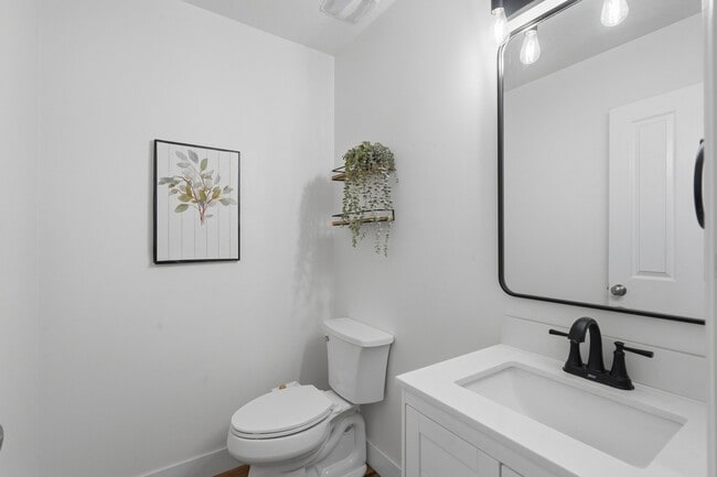 Building Photo - 3753 N Prairie Grass Dr
