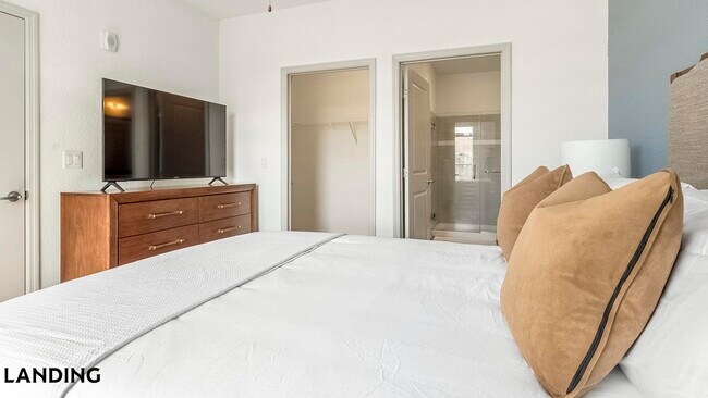 Foto del edificio - 9301 Summit Centre Way