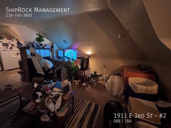 Foto del edificio - 1911 E 3rd St