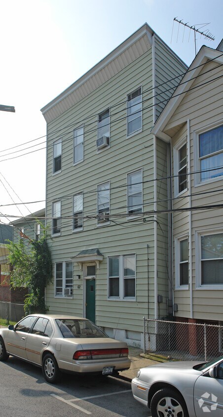 Building Photo - 62 Howard St