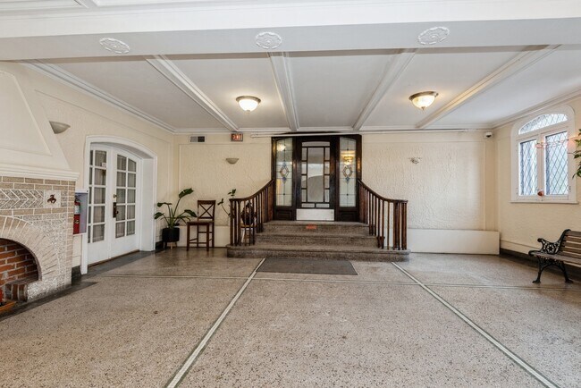 Foto del edificio - 1127 W Farwell Ave