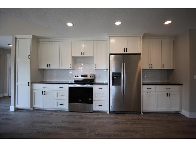 Building Photo - 3305 200th St W