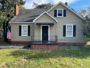 Building Photo - 414 Hall Ave