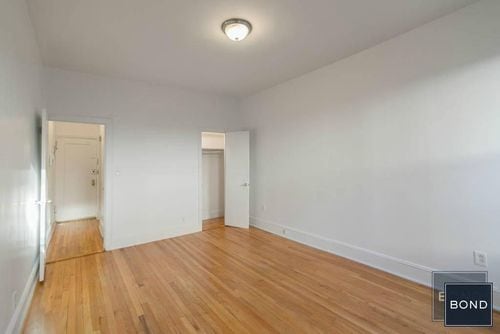 Building Photo - 345 E 53rd St