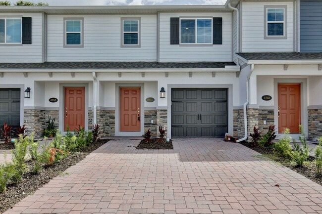 Brand-New 3/2.5 Modern Townhome in Gated T... - Brand-New 3/2.5 Modern Townhome in Gated T...
