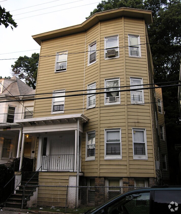 Building Photo - 89 Saratoga Ave