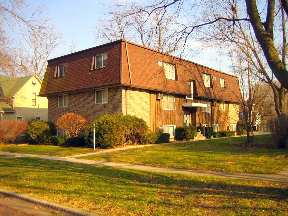 Primary Photo - Schultz Apartments