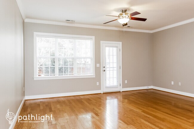 Building Photo - 148 W Savannah Ridge Rd, Holly Springs, NC...