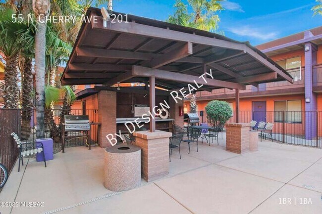 Foto del edificio - 10th Street Condo 1 Bed 1 Bath - Easy Walk or Quick Bike to University of Arizona