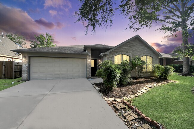 Building Photo - 18318 Farriswood Ct