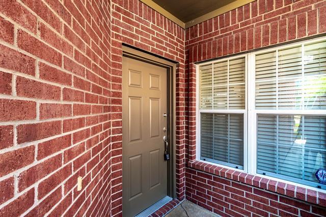 Building Photo - 316 Mozart Way