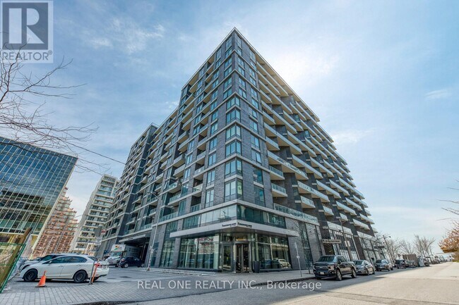 Photo du bâtiment - 1-611 Edgewater Dr