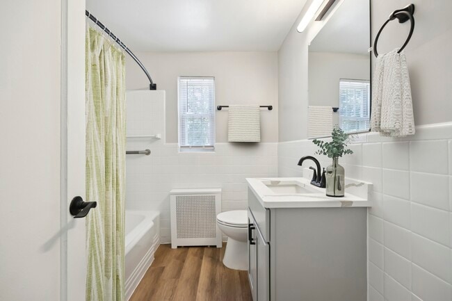 Foto del edificio - Eagle Rock Apartments at Maplewood