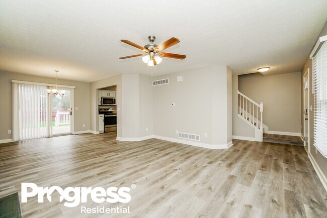 Building Photo - 5800 Chase Run