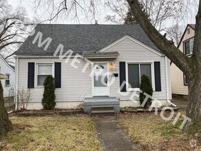 Building Photo - 15481 Fenton Ave