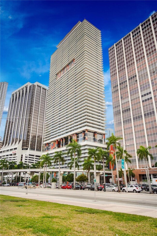 Building Photo - 50 Biscayne Blvd