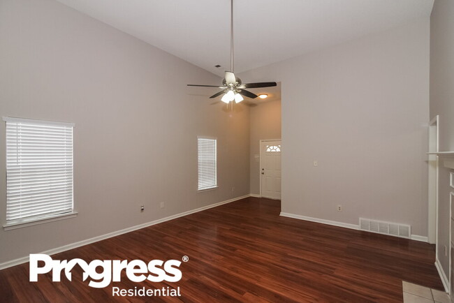 Building Photo - 2791 Van Leer Dr